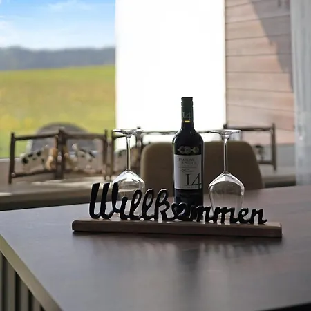 Landliebe Mit Seenaehe Und Innenpool Apartamento Petersthal