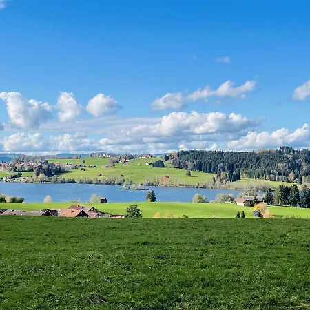 Appartamento Landliebe Mit Seenaehe Und Innenpool